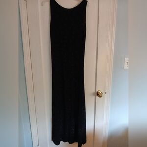 Black Sleeveless Sheath Cocktail Dress